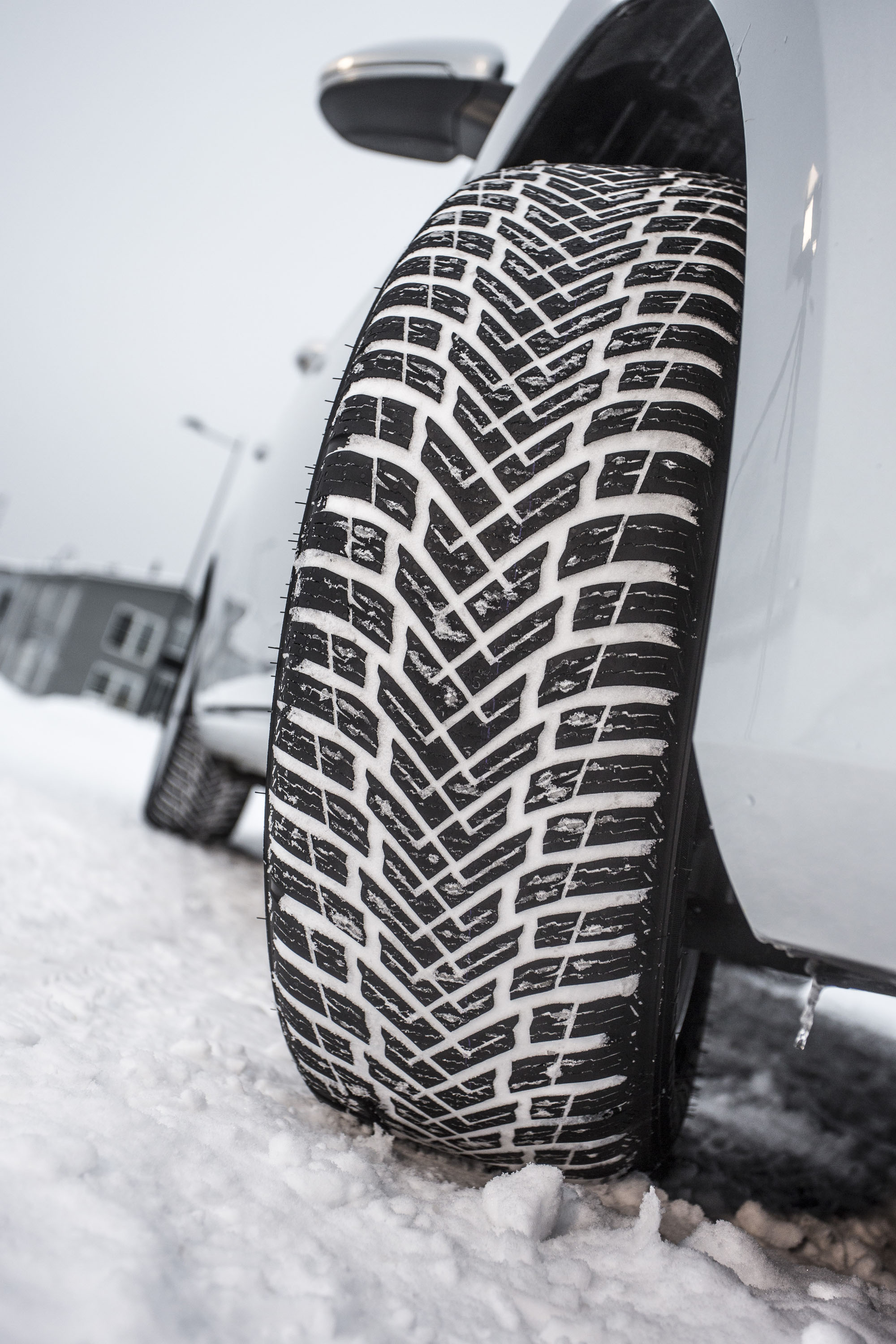 Der Nokian Weatherproof Allwetterreifen ist der Testsieger im Ganzjahres-Reifentest Foto: Nokian