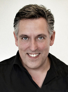Alexander Schmitt, Kontrast Communication Services Alexander Schmitt, Kontrast Communication Services