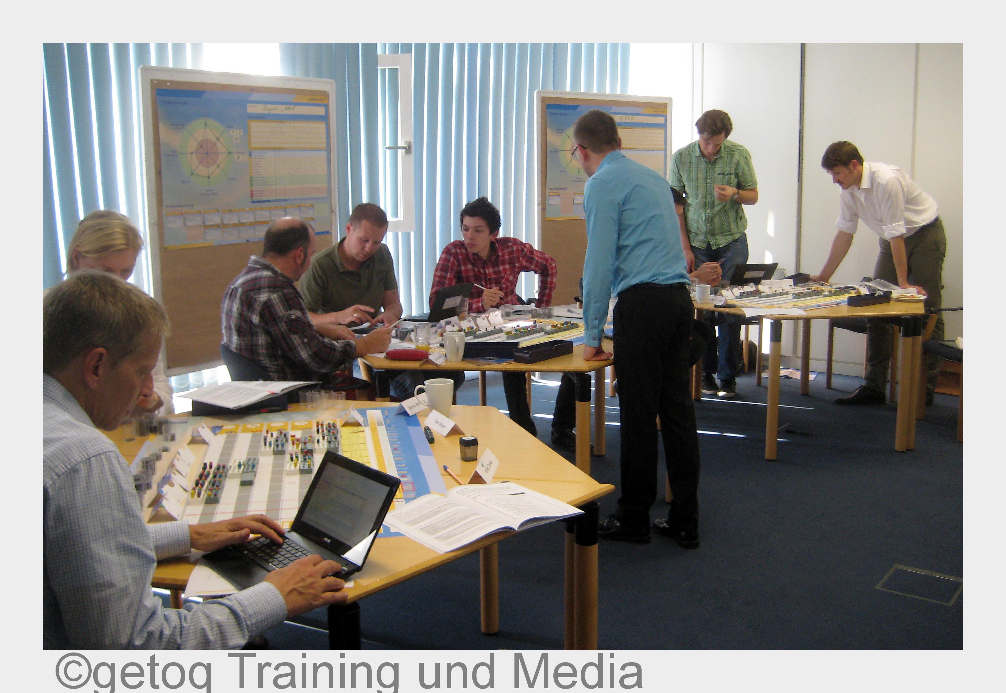 projactivity®- Projektmanagement live erleben (Bildquelle: getoq Training und Media) projactivity®- Projektmanagement live erleben (Bildquelle: getoq Training und Media)