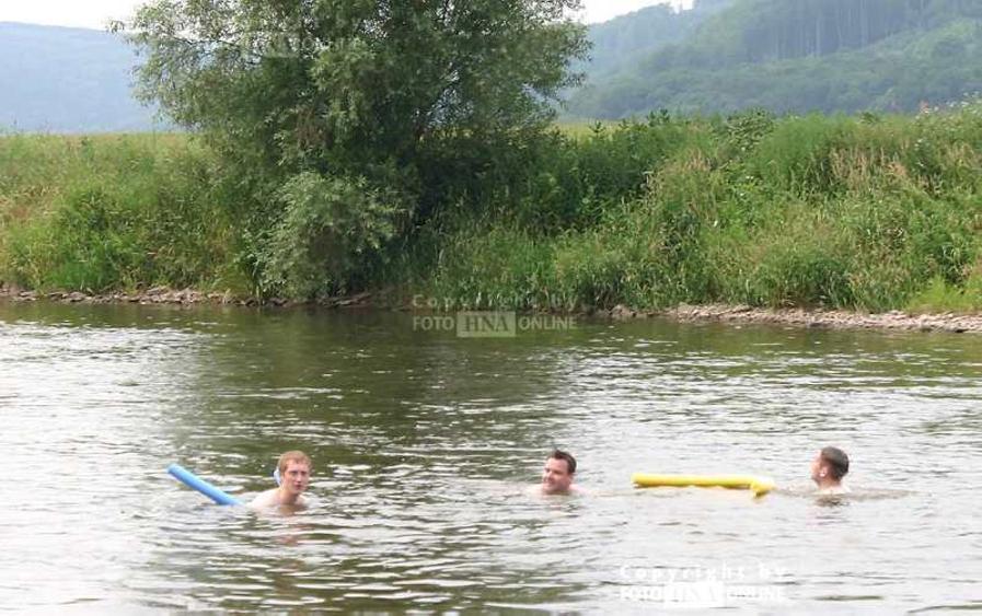 Weserschwimmer beim Langstreckenschwimmen Weserschwimmer beim Langstreckenschwimmen