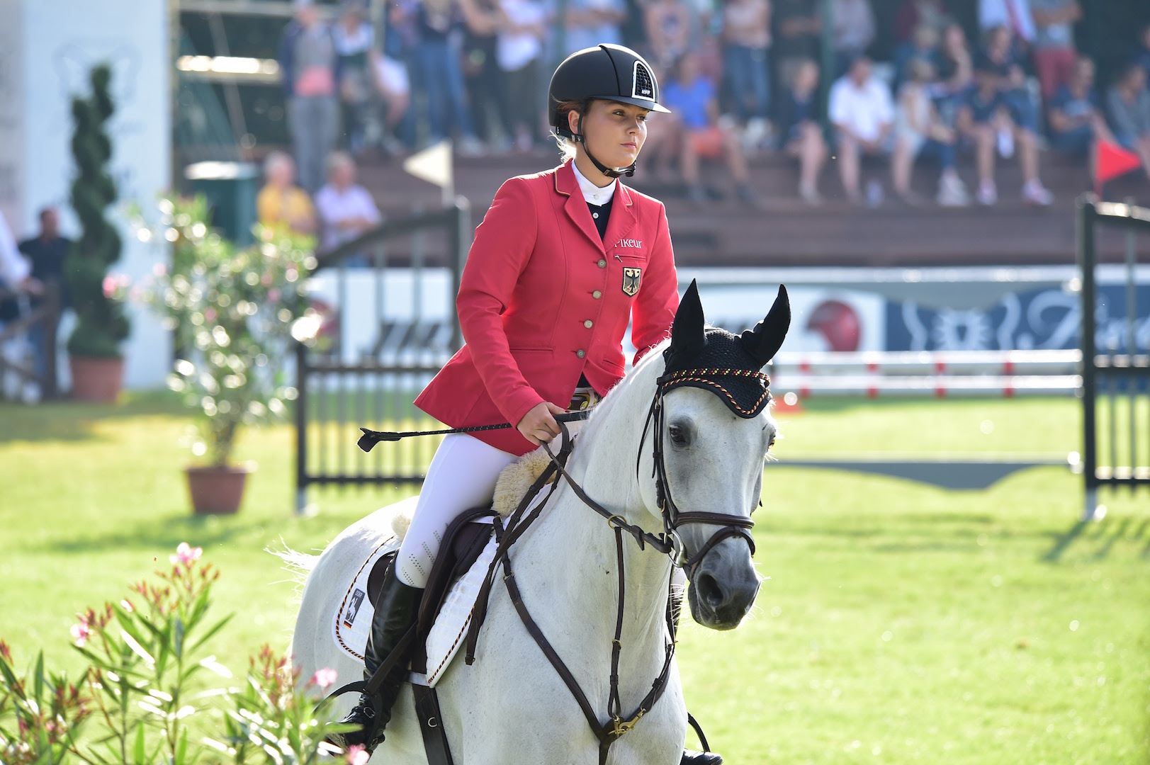 CAVISTO Reiterin Leonie Krieg (Gold Team Europameisterschaft 2015) CAVISTO Reiterin Leonie Krieg (Gold Team Europameisterschaft 2015)