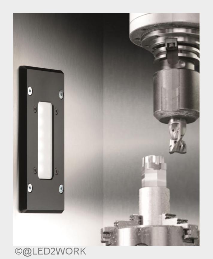 Die VARILED von LED2WORK: 24V DC-Anschluss, M12-Sensorstecker und platzsparendes Design. (Bildquelle Die VARILED von LED2WORK: 24V DC-Anschluss, M12-Sensorstecker und platzsparendes Design. (Bildquelle