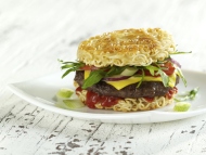 Der Rameburger: Dieser Hamburger kann auch anders. Foto: Hahnfoto.de Der Rameburger: Dieser Hamburger kann auch anders. Foto: Hahnfoto.de