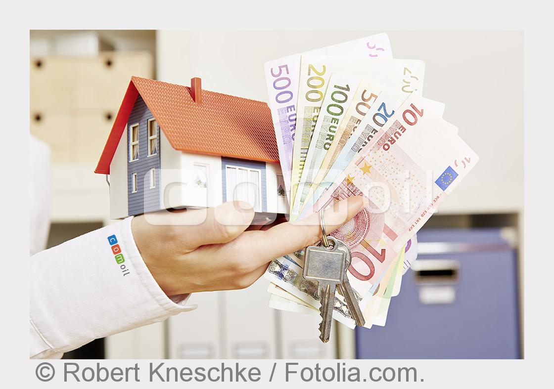 comoil empfiehlt Sparen durch Heizungsmodernisierung (Bildquelle:©Robert Kneschke / Fotolia.com.) comoil empfiehlt Sparen durch Heizungsmodernisierung (Bildquelle:©Robert Kneschke / Fotolia.com.)