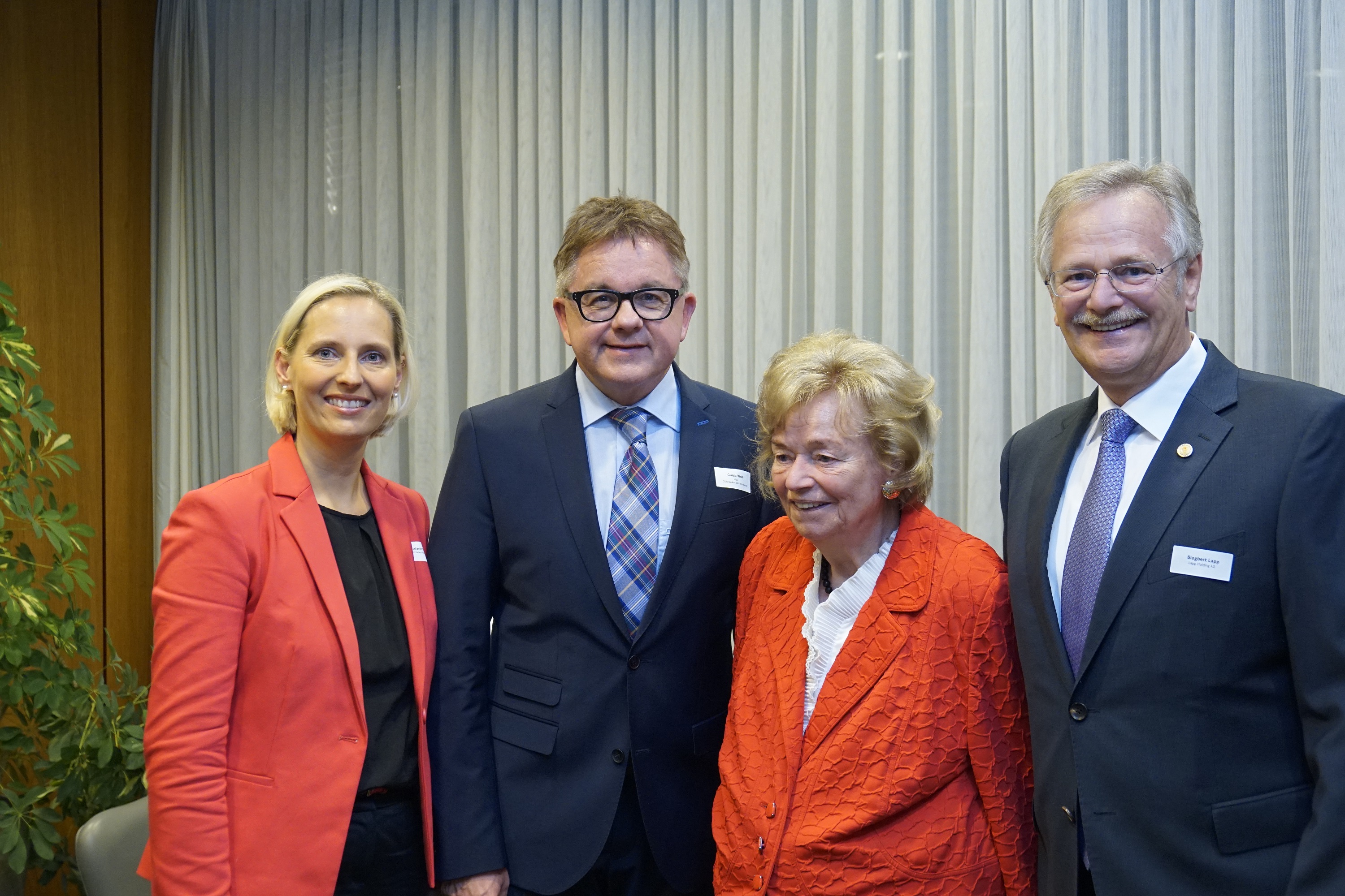 CDU-Landtagskandidatin Stefanie Schorn, CDU-Spitzenkandidat Guido Wolf, Firmengründerin Ursula Ida L CDU-Landtagskandidatin Stefanie Schorn, CDU-Spitzenkandidat Guido Wolf, Firmengründerin Ursula Ida L