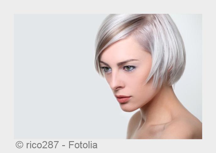 Eine kühle, eisige Farbe passt perfekt zu den Winter Frisuren. (Bildquelle:©rico287 - Fotolia) Eine kühle, eisige Farbe passt perfekt zu den Winter Frisuren. (Bildquelle:©rico287 - Fotolia)