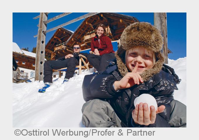 Nicht nur die Kleinen genießen den Spaßim Schnee! (Bildquelle: Osttirol Werbung/Profer& Partner) Nicht nur die Kleinen genießen den Spaßim Schnee! (Bildquelle: Osttirol Werbung/Profer& Partner)