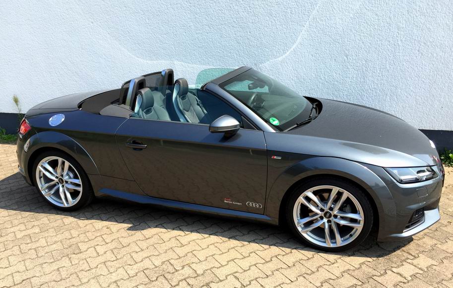 SmartTOP Zusatz-Verdecksteuerung für den Audi TT Roadster 8S SmartTOP Zusatz-Verdecksteuerung für den Audi TT Roadster 8S