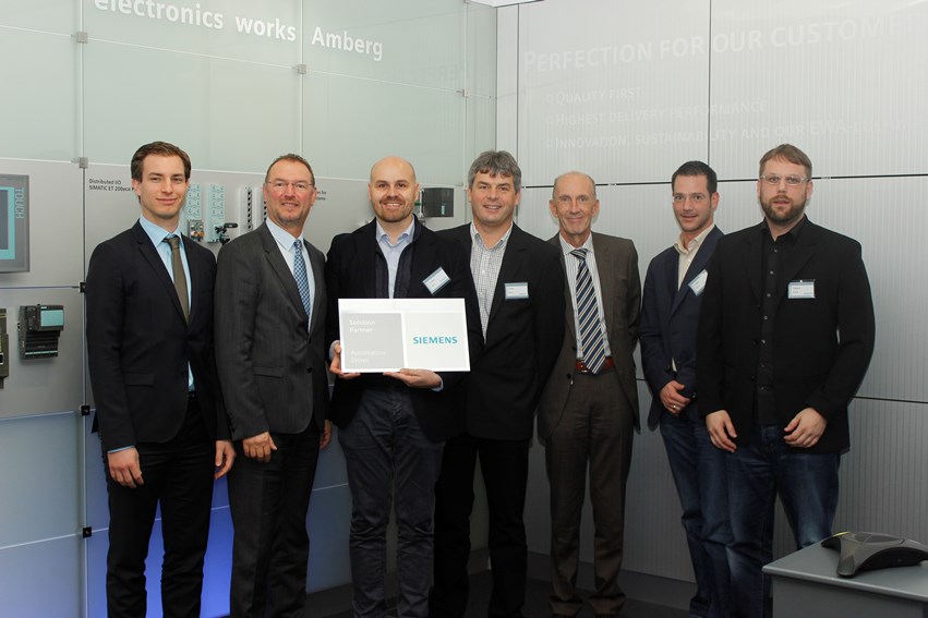 RENG bei Siemens (P. Engel, U. Barnewald, L. Reng, E. Nutz, J. Kramer, G. Leppmeier, F. Schiebrowski RENG bei Siemens (P. Engel, U. Barnewald, L. Reng, E. Nutz, J. Kramer, G. Leppmeier, F. Schiebrowski