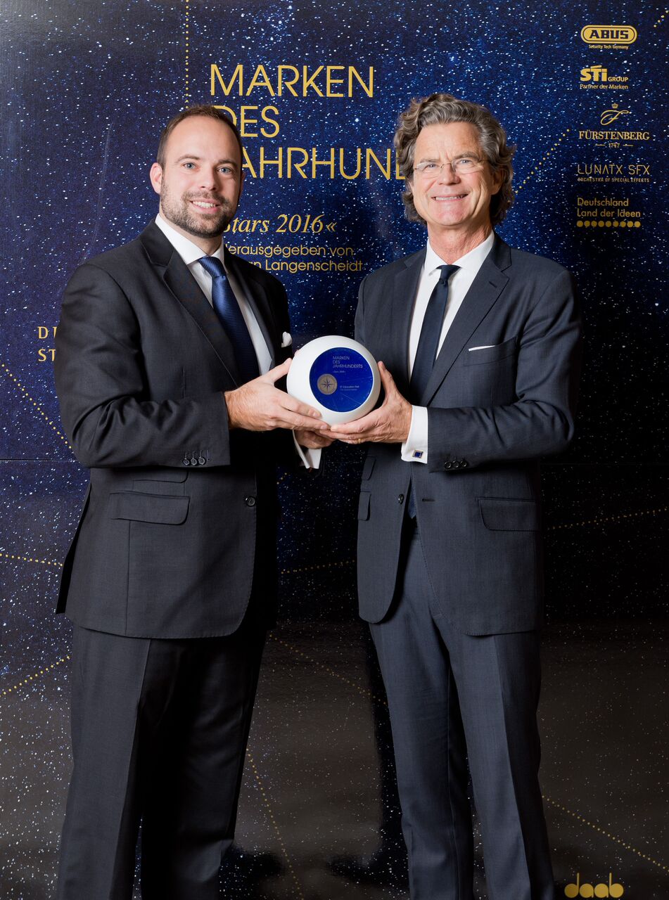 Niklas Kukat (EF) und Dr. Florian Langenscheidt Niklas Kukat (EF) und Dr. Florian Langenscheidt