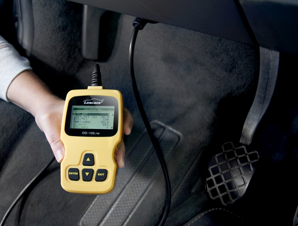 Lescars Universeller OBD2-Diagnosehelfer OD-50.ls, www.pearl.de Lescars Universeller OBD2-Diagnosehelfer OD-50.ls, www.pearl.de