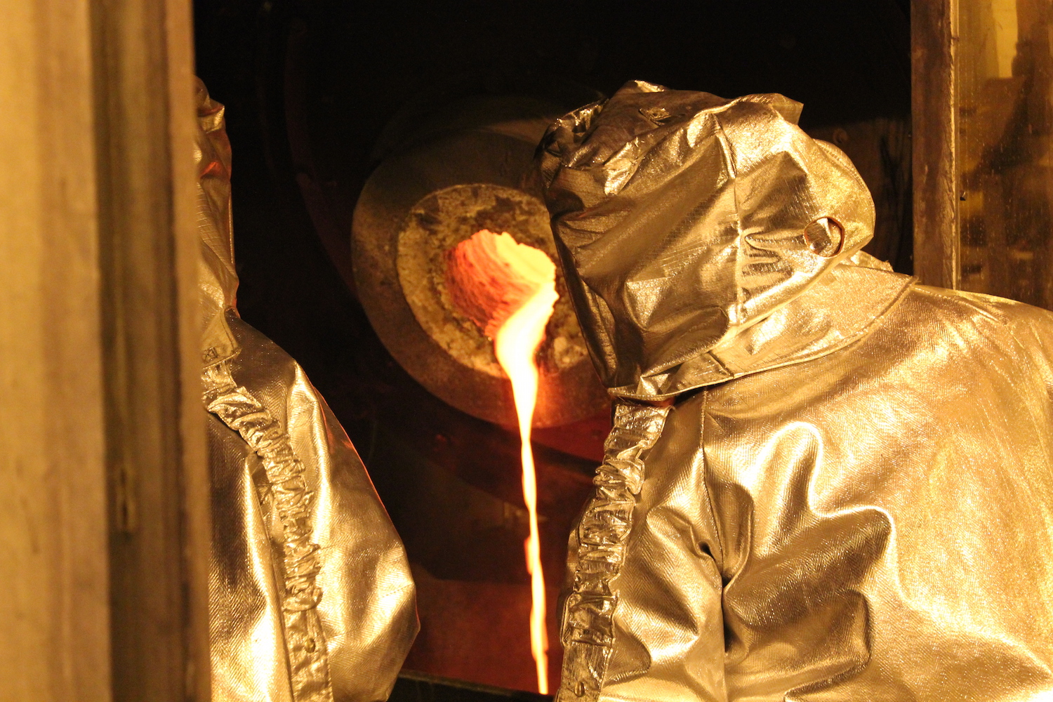 Goldbarrenguss bei Klondex Mines in Nevada, USA