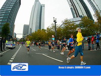 Frankfurter City-Panorama via Froschauge… Frankfurter City-Panorama via Froschauge…