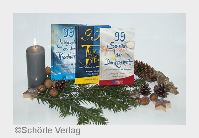 Für Weihnachtsmänner und -frauen gibt es beim Schörle Verlag viele schöne Präsente (Bildquelle: Schö Für Weihnachtsmänner und -frauen gibt es beim Schörle Verlag viele schöne Präsente (Bildquelle: Schö