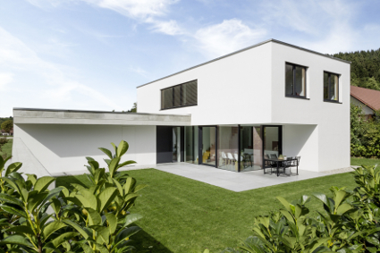 Individuell und effizient: Das Einfamilienhaus in Buch am Erlbach vereint moderne Architektur mit vo Individuell und effizient: Das Einfamilienhaus in Buch am Erlbach vereint moderne Architektur mit vo
