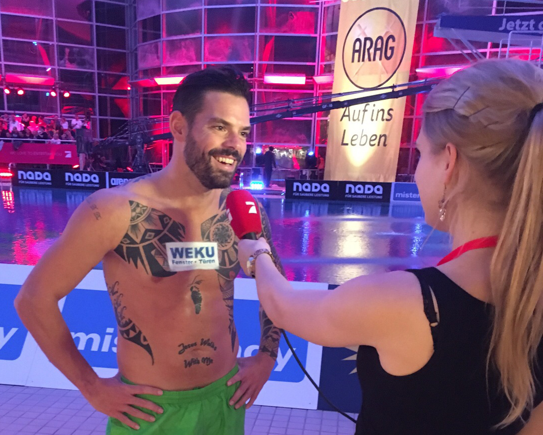 Ehemaliger Tennis-Profi Daniel Köllerer beim"TV Total Turmspringen" mit Sponsor WEKU Ehemaliger Tennis-Profi Daniel Köllerer beim"TV Total Turmspringen" mit Sponsor WEKU