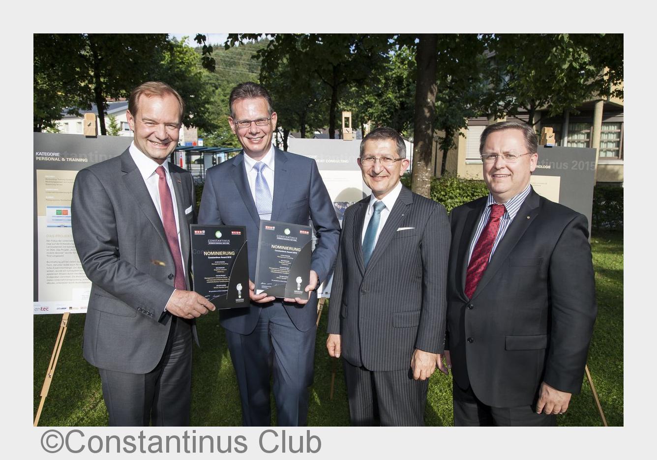 Übergabe des Constantinus Award an Siegfried Lettmann durch Ehrenpräsident Vaheh Khachatouri (Bildqu Übergabe des Constantinus Award an Siegfried Lettmann durch Ehrenpräsident Vaheh Khachatouri (Bildqu