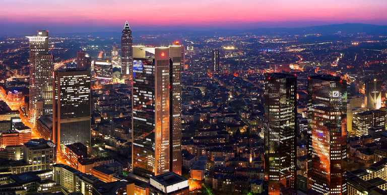 (Foto: TRIANON) TRIANON in Frankfuter Skyline (Foto: TRIANON) TRIANON in Frankfuter Skyline