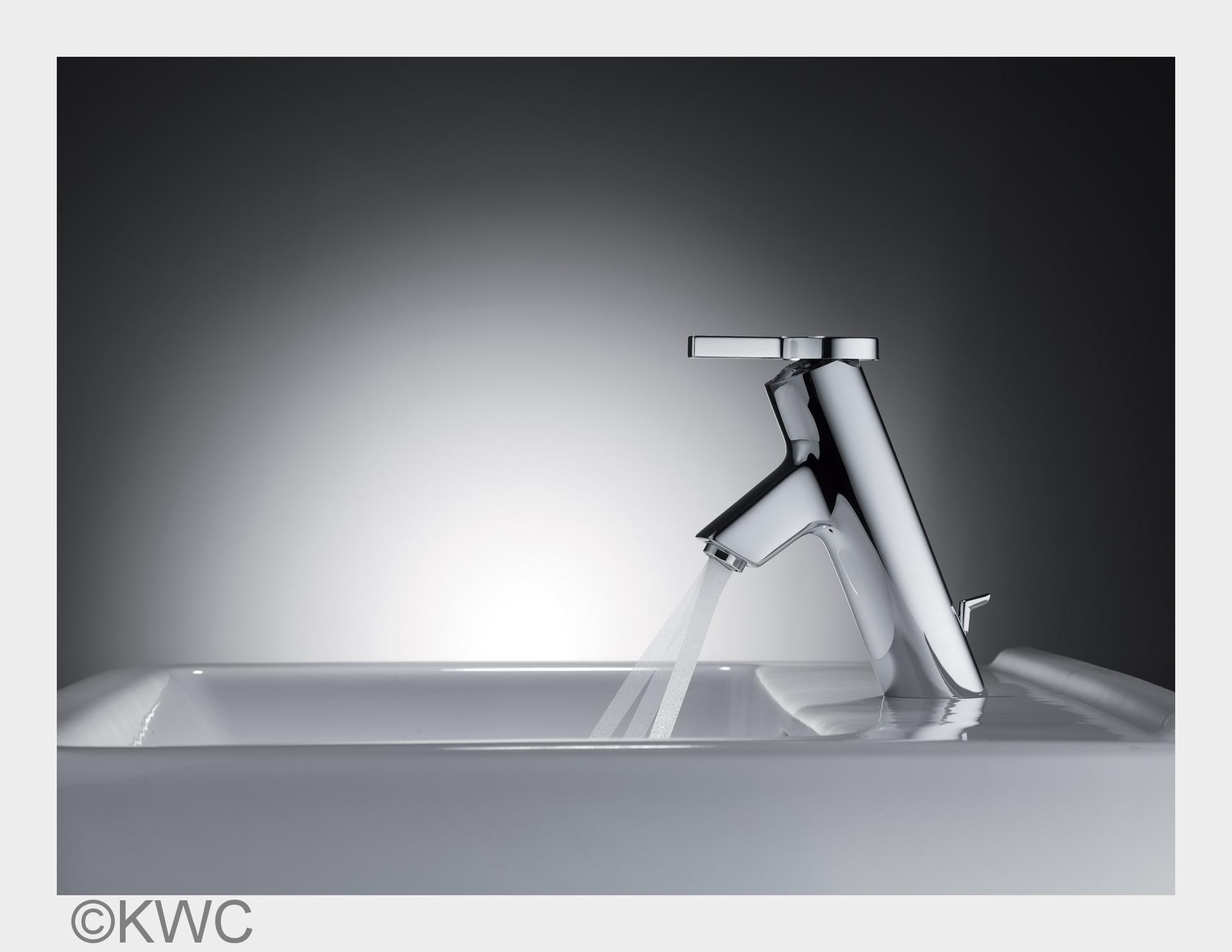 KWC AVA-S: Ein Strahlregler kann die Richtung und den Neigungswinkel des Wasserstrahls anpassen. (Bi KWC AVA-S: Ein Strahlregler kann die Richtung und den Neigungswinkel des Wasserstrahls anpassen. (Bi
