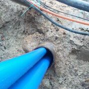 Nach dem Einzug wird Heißdampf in den gefalteten Liner eingeleitet. Foto: egeplast Nach dem Einzug wird Heißdampf in den gefalteten Liner eingeleitet. Foto: egeplast