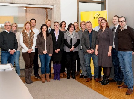 (Foto: hl-studios, Erlangen): Die IHK-Arbeitskreis„Personalmanagement“ traf sich bei hl-studios (Foto: hl-studios, Erlangen): Die IHK-Arbeitskreis„Personalmanagement“ traf sich bei hl-studios