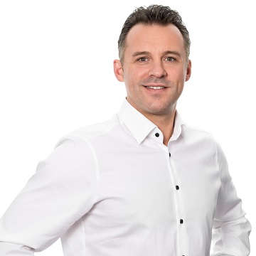 Der Berliner Gründercoach & Unternehmensberater Daniel Schäfer Der Berliner Gründercoach & Unternehmensberater Daniel Schäfer