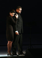 Cristine (Aurelia Florian) und CELAN (Stefan Ignat) während der Premiere auf der Bukarest Staatsoper