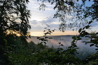 Spaziergang entlang am Isarhochufer Spaziergang entlang am Isarhochufer