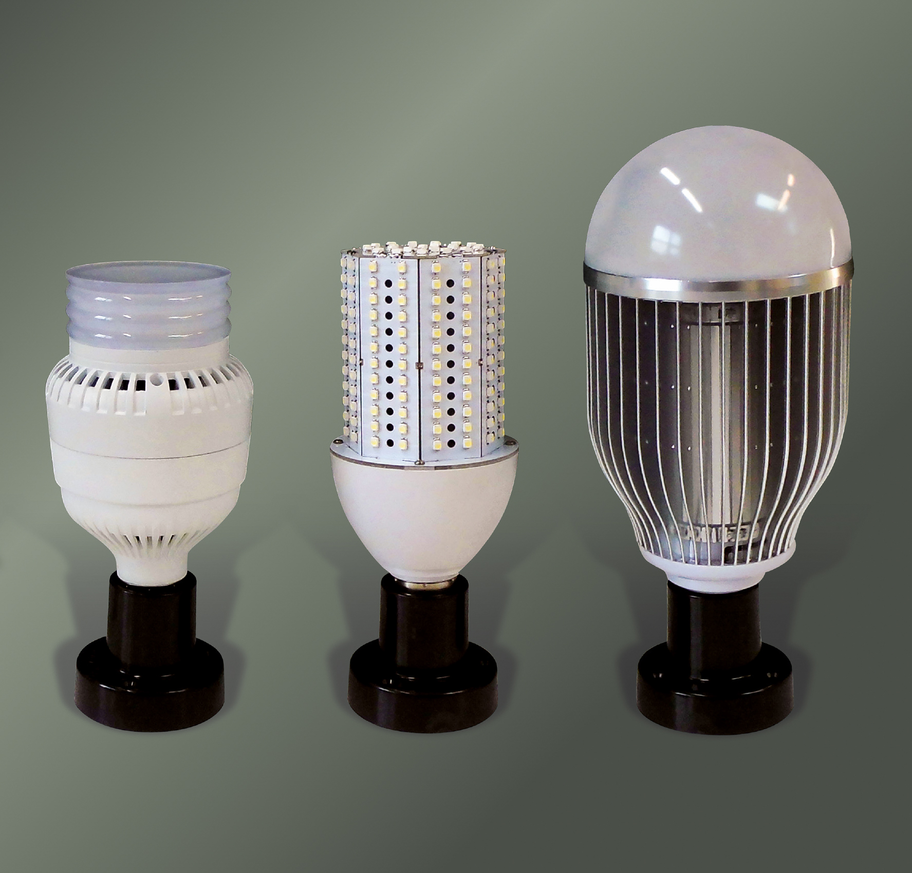 HQL-Straßenlampen lassen sich einfach durch LED-Einbaumodule in AC-Technik von euroLighting umrüsten