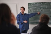 Volker Giesek leitet den Vorkurs für Interessenten der Berufsfachschule für Musik München.