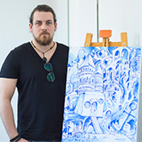 Adrian Koppenhagen mit einem seiner monochromen Werke in Acryl auf Leinwand. Adrian Koppenhagen mit einem seiner monochromen Werke in Acryl auf Leinwand.