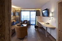 Familiensuite im Leading Family Hotel und Resort Dachsteinkönig Familiensuite im Leading Family Hotel und Resort Dachsteinkönig