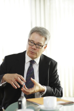 SRH Vorstandsvorsitzender Prof. Klaus Hekking SRH Vorstandsvorsitzender Prof. Klaus Hekking