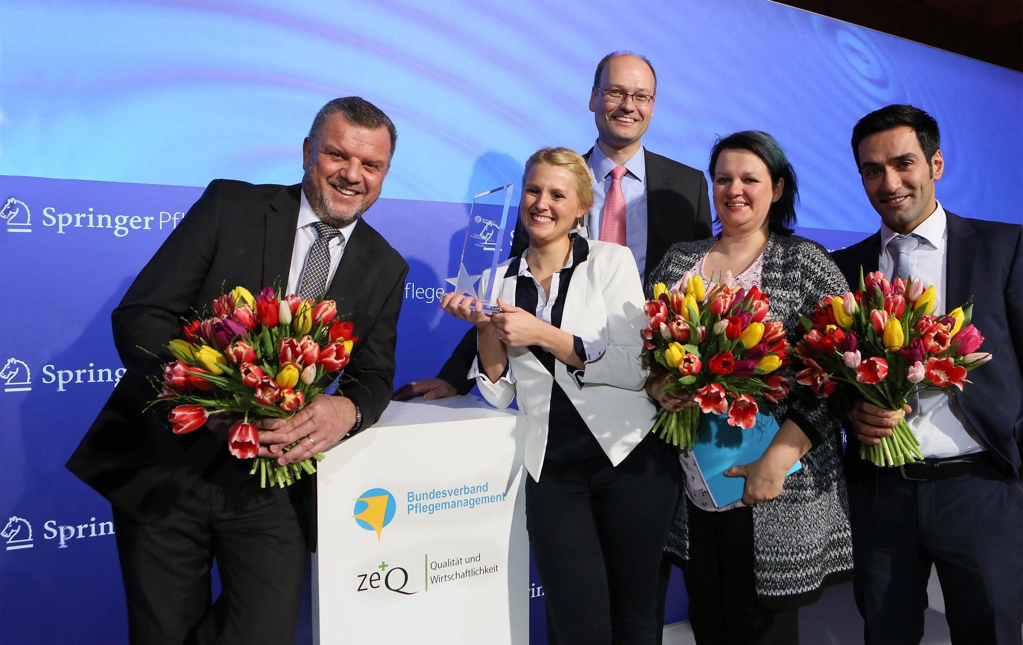v.l.n.r.: Peter Bechtel, Sarah Behling, Rüdiger Herbold, Doreen Hoffmann, Mustafa Atas v.l.n.r.: Peter Bechtel, Sarah Behling, Rüdiger Herbold, Doreen Hoffmann, Mustafa Atas
