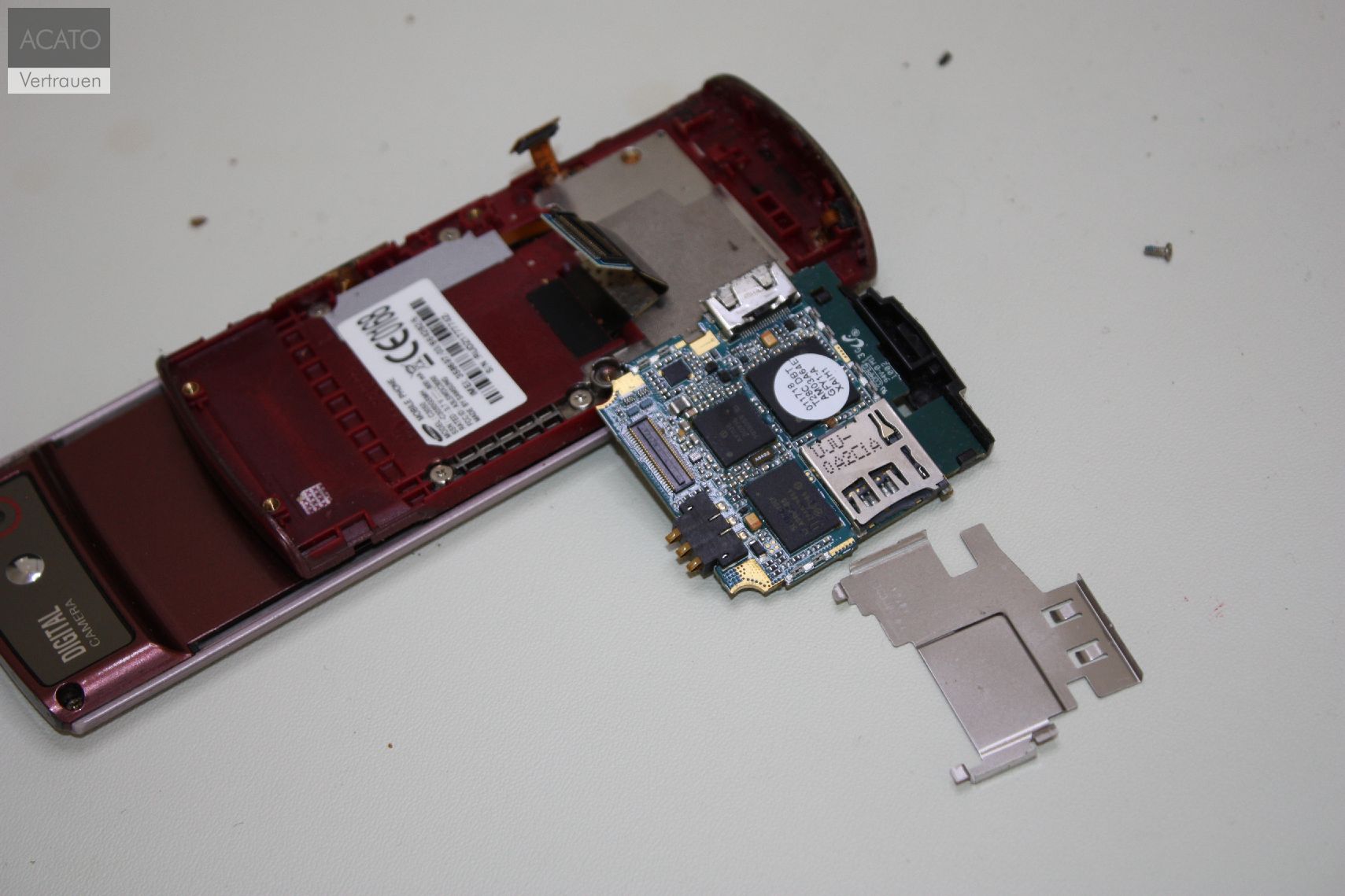 Mobile Flash Forensik für Mobiltelefone und Smartphone Mobile Flash Forensik für Mobiltelefone und Smartphone