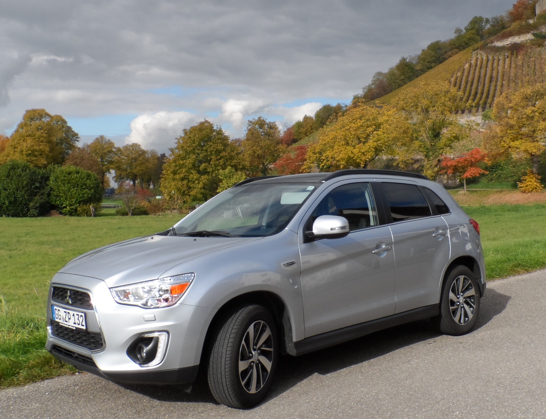 Dynamisch-kraftvolles Styling: Mitsubishi ASX. (Foto: presseweller) Dynamisch-kraftvolles Styling: Mitsubishi ASX. (Foto: presseweller)