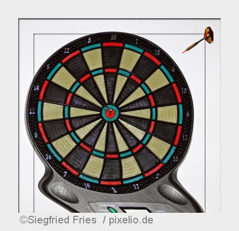 Dartscheibe (Bildquelle: Siegfried Fries  / pixelio.de)