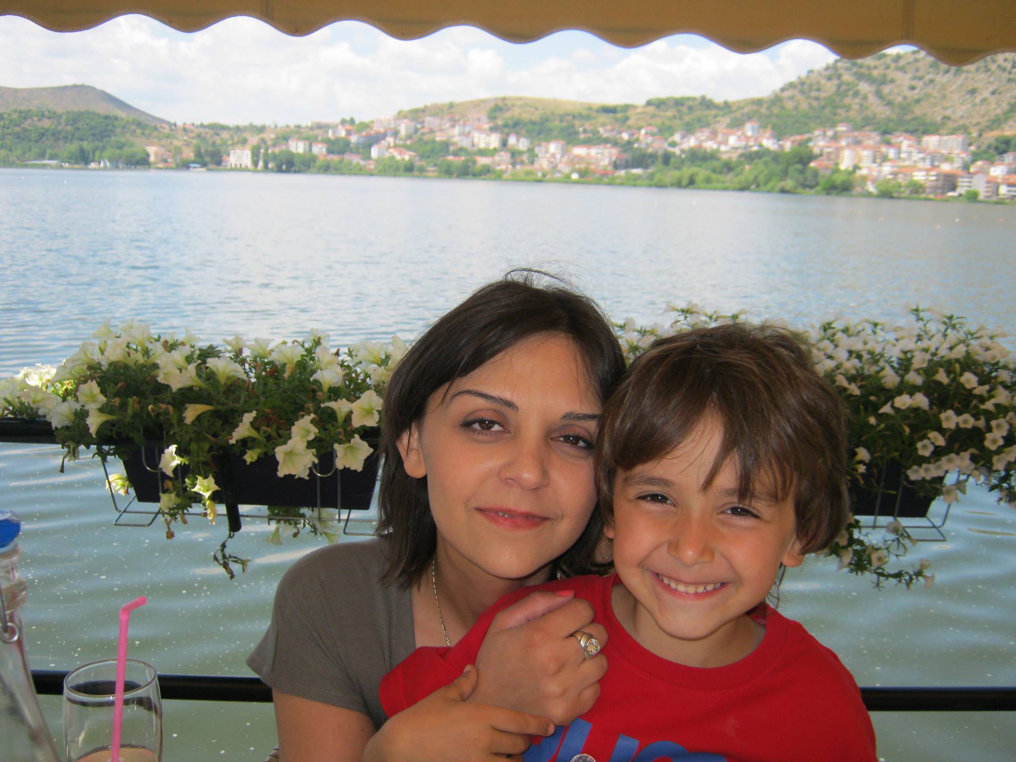 Evaggelia mit ihrem Sohn, Foto: Privat