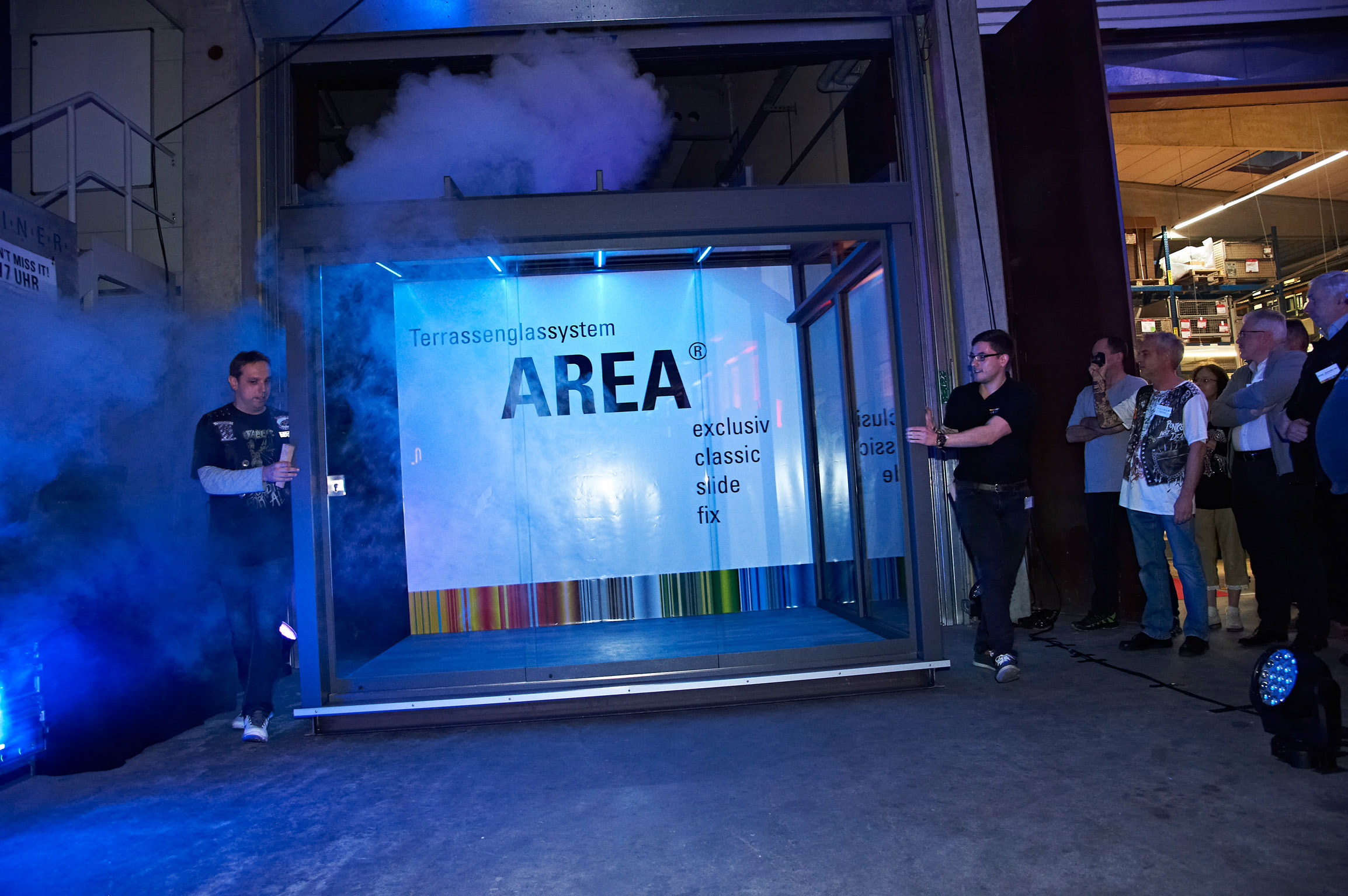 Großer Auftritt auf der Leiner Hausmesse: AREA, das neue Terrassenglassystem. Foto: Leiner