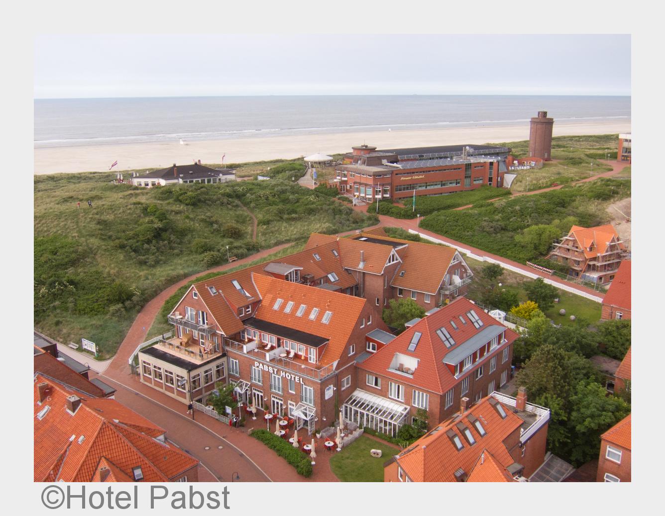 Das Hotel Pabst auf Juist (Bildquelle: Hotel Pabst) Das Hotel Pabst auf Juist (Bildquelle: Hotel Pabst)