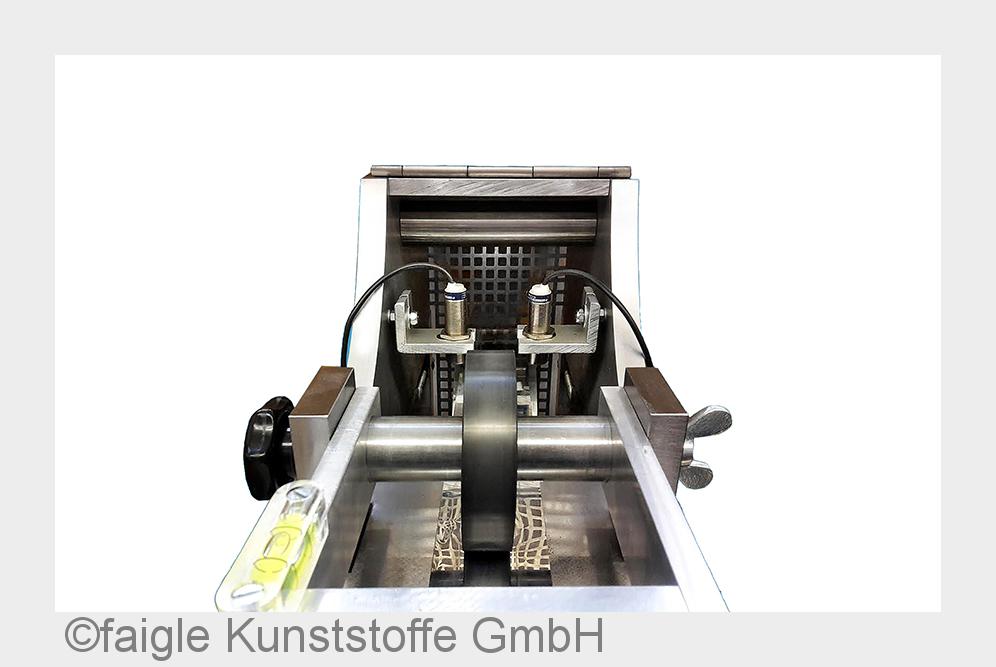 Mit dem neuen Prüfstand von faigle lassen sich exakt der Bewegungs- und Anfahrwiderstand messen. (Bi Mit dem neuen Prüfstand von faigle lassen sich exakt der Bewegungs- und Anfahrwiderstand messen. (Bi