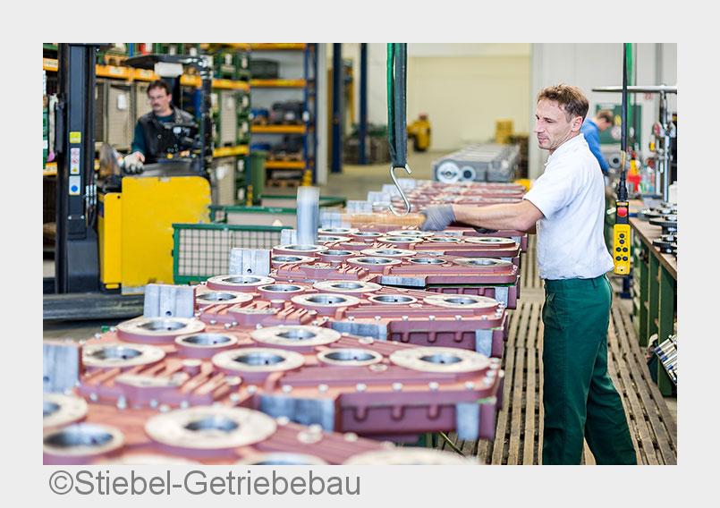 Auf der bauma 2016 wird Stiebel-Getriebebau seine neuen fortschrittlichen Lösungen vorstellen. (Bild