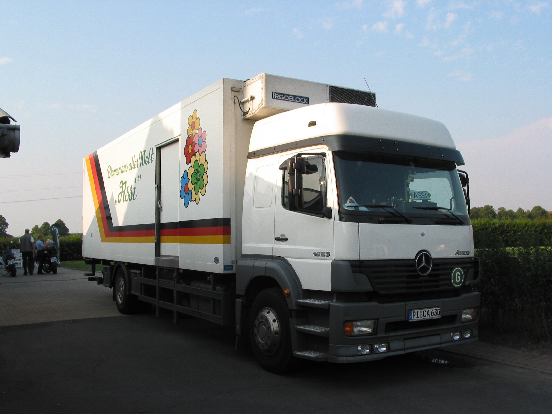 Brückner-Software WinAB flowers®beim Einsatz im mobilen Blumen-Fahrverkauf Brückner-Software WinAB flowers®beim Einsatz im mobilen Blumen-Fahrverkauf