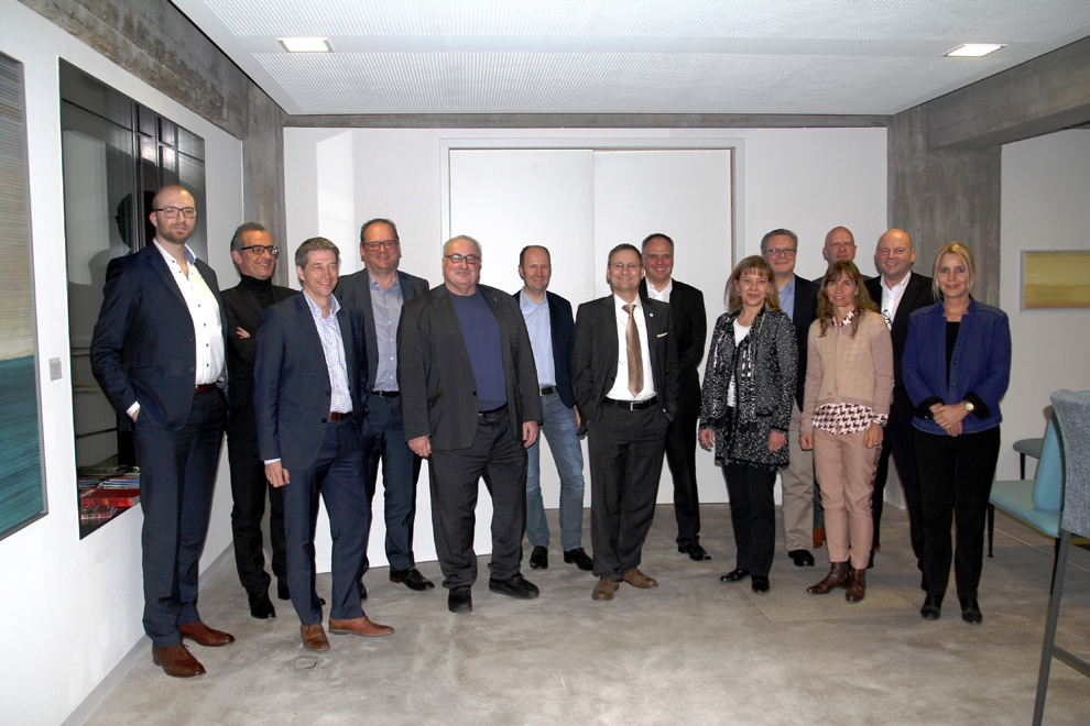 Das neu gegründete Kuratorium des Marketing-Club Rhein-Neckar. Das neu gegründete Kuratorium des Marketing-Club Rhein-Neckar.