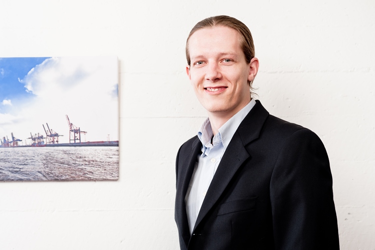Thomas Gross, Channel Account Manager bei Clavister, freut sich auf die CeBIT 2016 Thomas Gross, Channel Account Manager bei Clavister, freut sich auf die CeBIT 2016