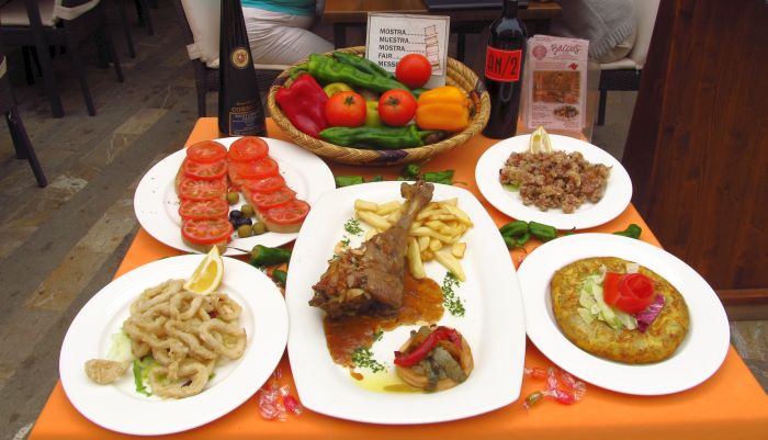 Mallorquische Speisen, Mallorca Urlaub, traditionelle Küche Mallorcas