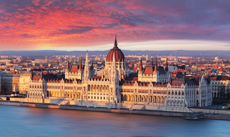 STARFACE fährt mit Top-Partnern im Juli 2016 zum Sommerevent nach Budapest. (Bildquelle:©Depositphot