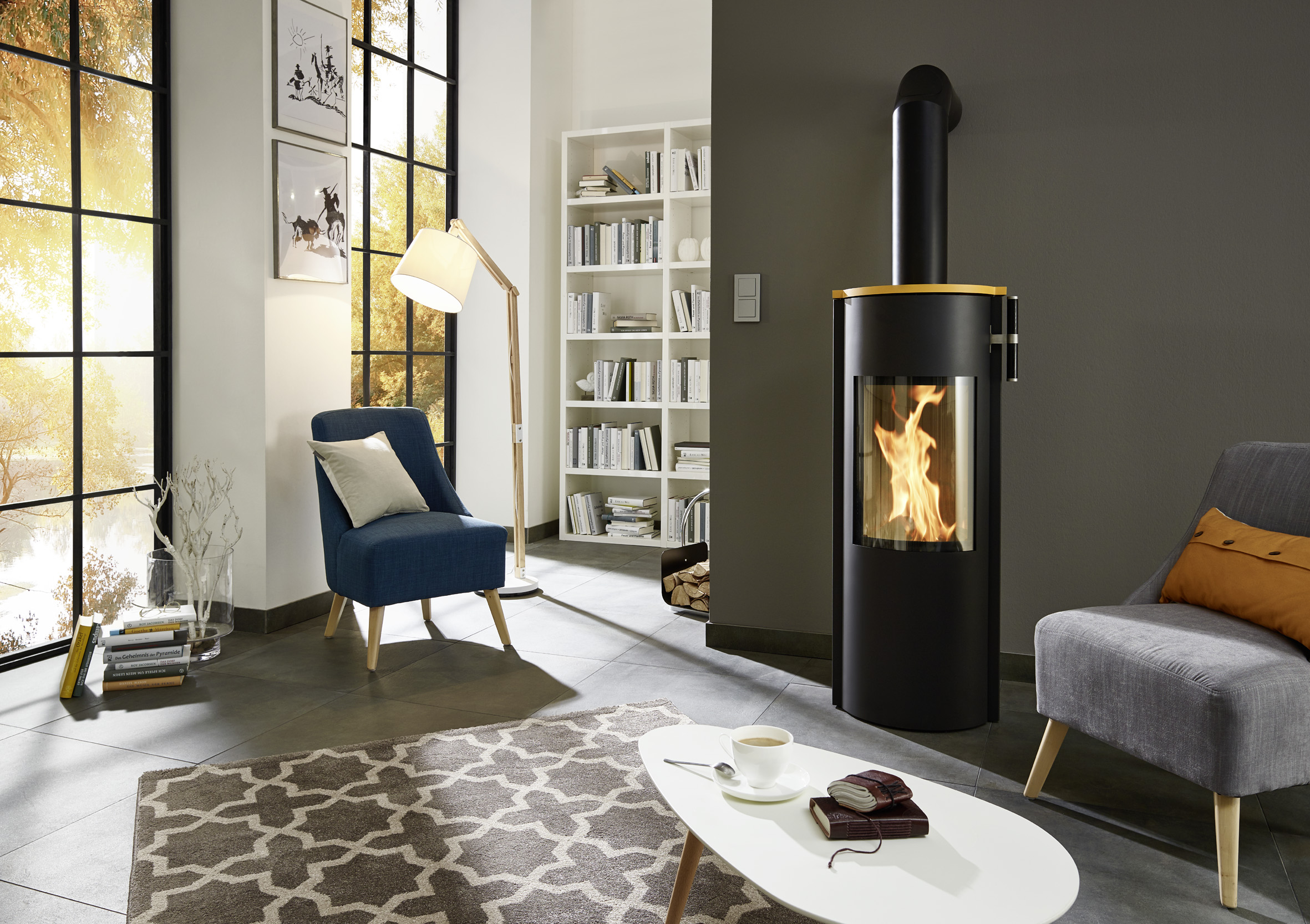 Die junge Linie von CERA Design interpretiert den klassischen Kaminofenüberraschend neu Die junge Linie von CERA Design interpretiert den klassischen Kaminofenüberraschend neu