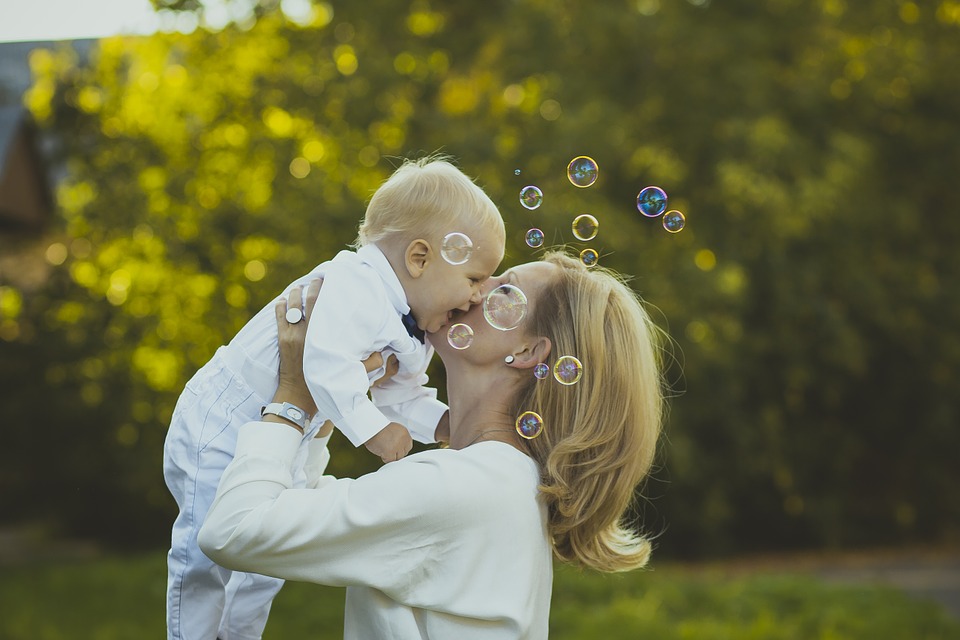 Mom-Domains- the right domain for moms and about moms (Bildquelle: gemeinfrei) Mom-Domains- the right domain for moms and about moms (Bildquelle: gemeinfrei)