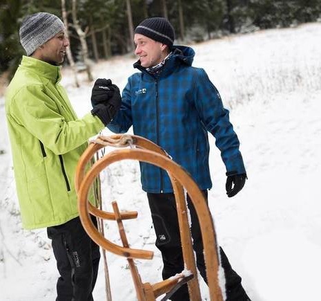 Passend für den Schnee - Winterbekleidung olé! Passend für den Schnee - Winterbekleidung olé!
